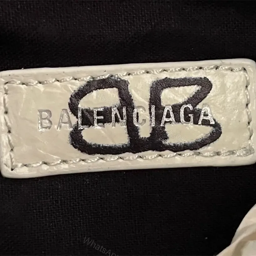 View 18 of 高仿Balenciaga*LeCagole系列餃子包塗鴉XS