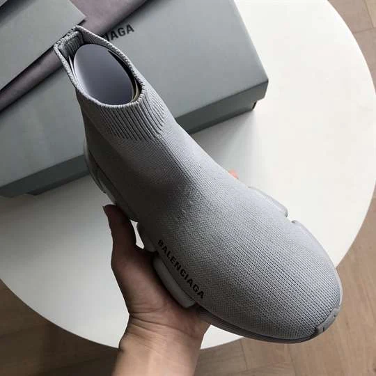 View 4 of BALENCIAGA SPEED 2.0 SNEAKER IN GREY RECYCLED KNIT – BB142