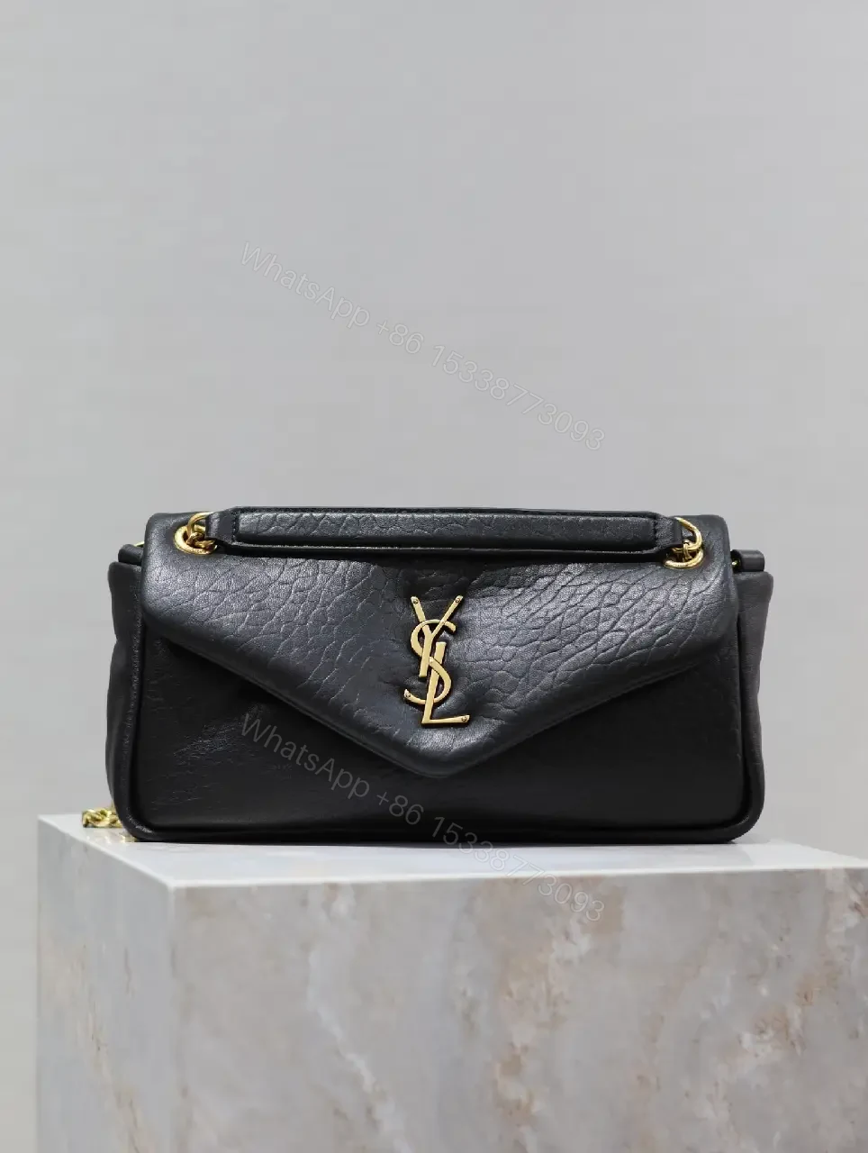 View 7 of Chic Pebble Leather Satchel: Gold Hardware Bag Adjustable-네요