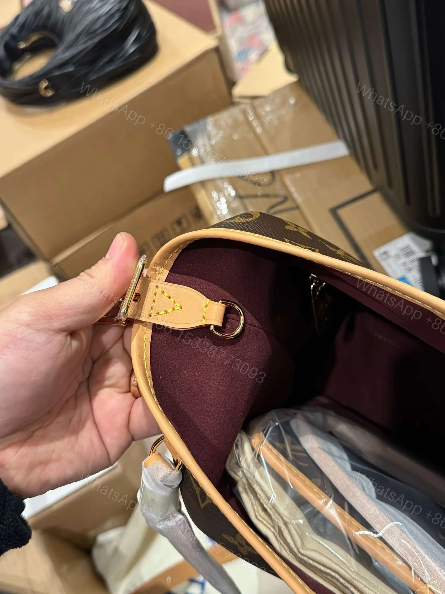 View 5 of Louis Vuitton Handbags LV Carry All MM Monogram Brown Color 39x30x15cm