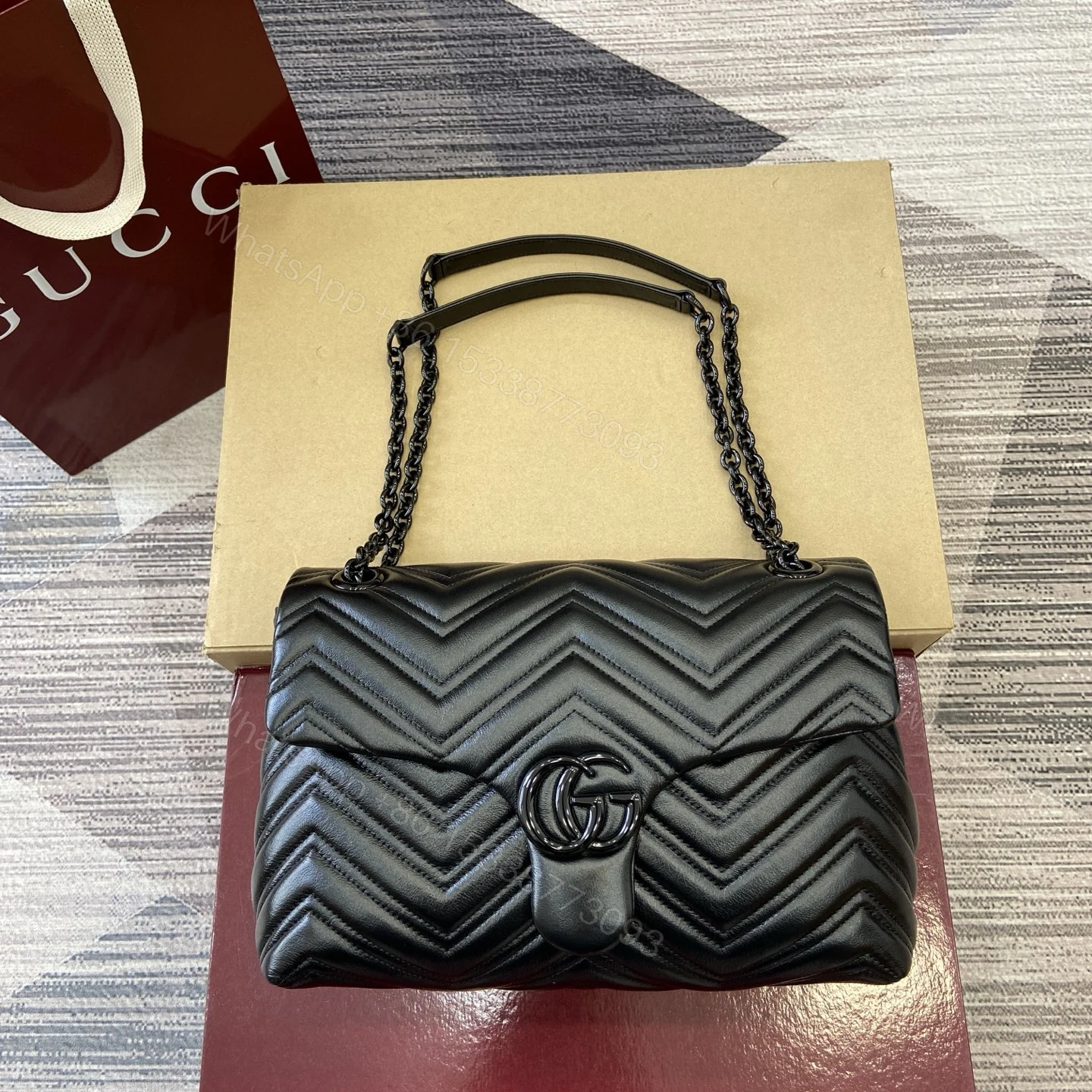 GUCCI 高仿GG Marmont中型黑色鏈條包 女士日常百搭人氣設計 — view 1