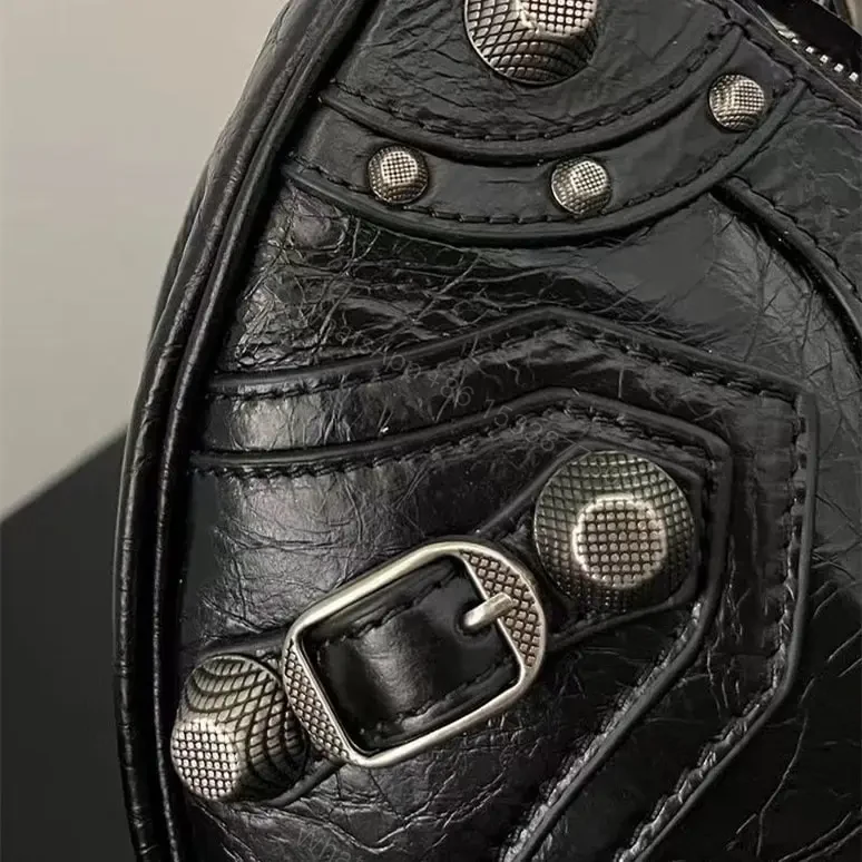 View 10 of 高仿Balenciaga*LeCagole朋克單肩包黑色S