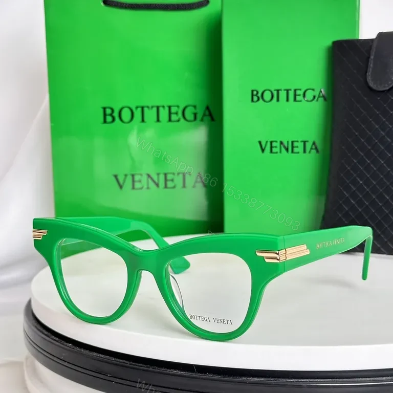 Bold Green Frames: Luxe BOTTEGA-Inspired Eyeglasses — view 1