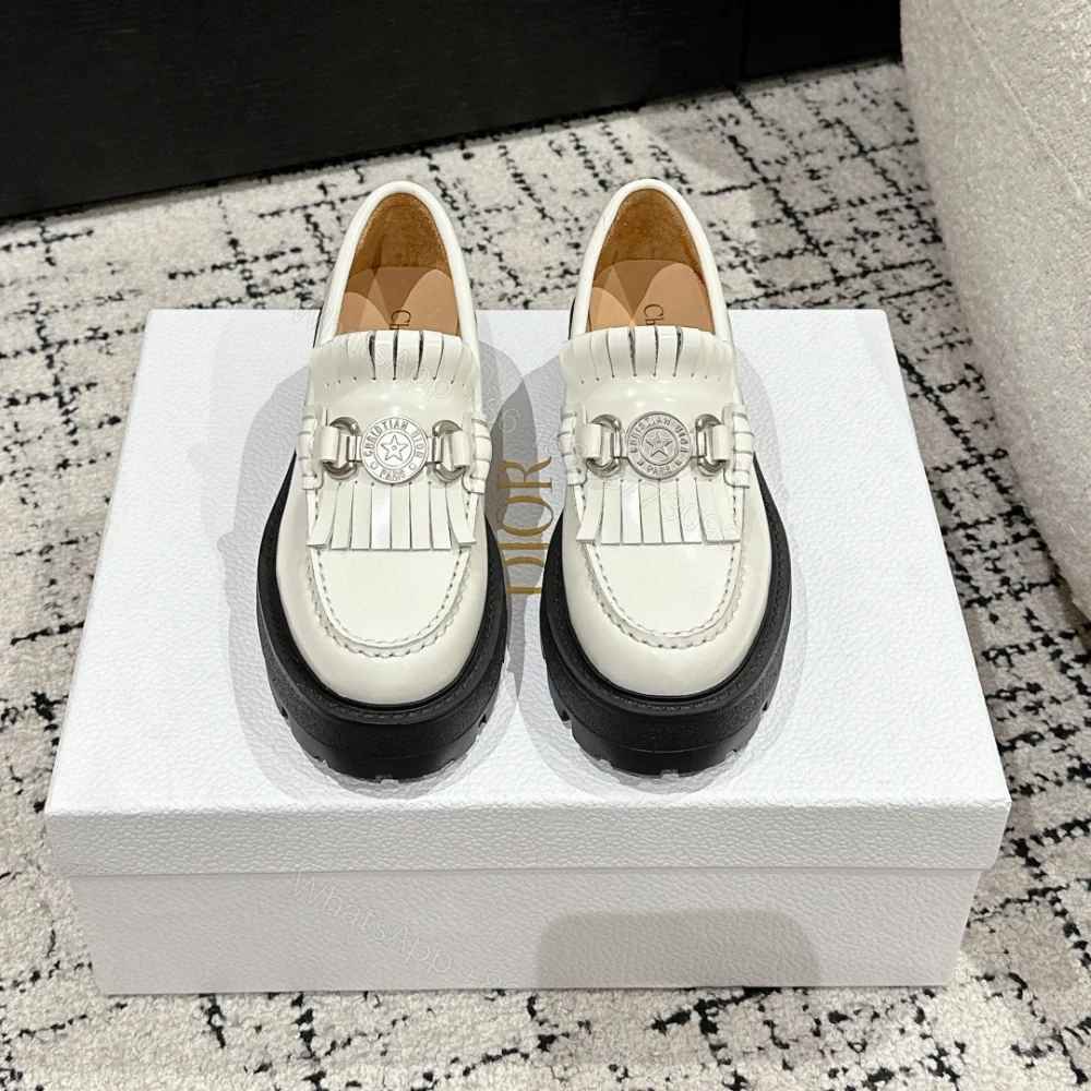 高仿Dior*Emblem系列KDB963女款樂福鞋白色免檢版 — view 1
