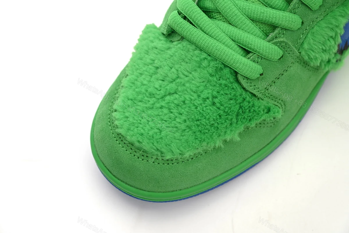 View 8 of Grateful Dead x Nike SB Dunk Low “Green Bear” CJ5378-300