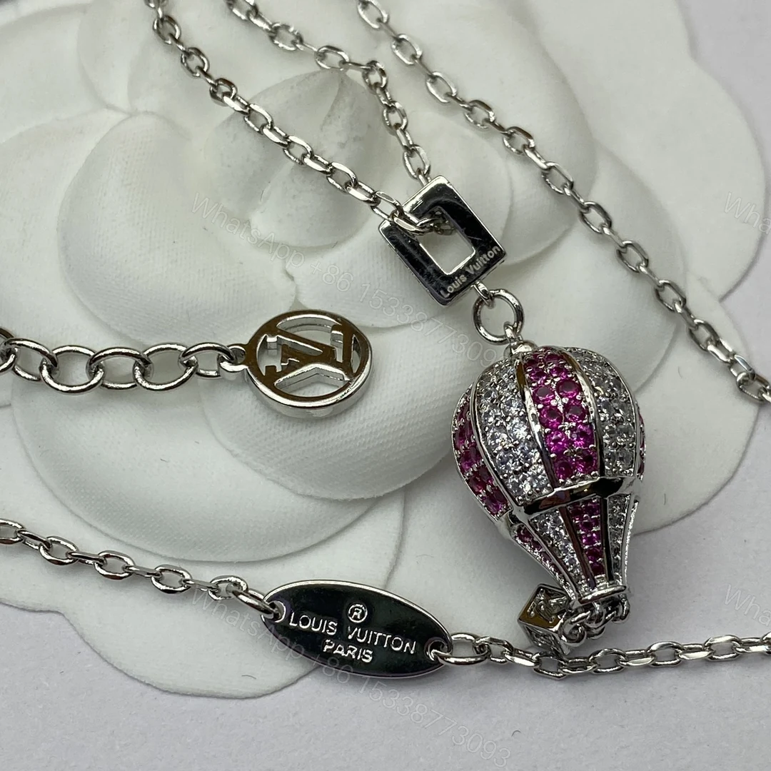 View 3 of EN – Lux LV Necklaces 035