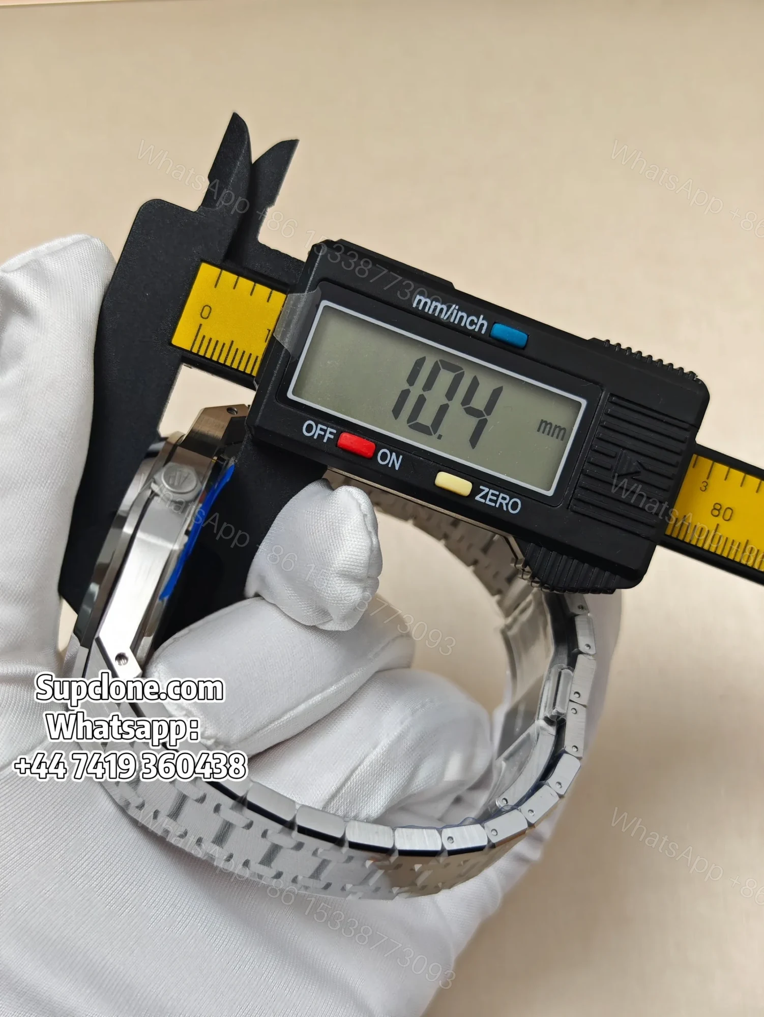 View 18 of Audemars Piguet Super Clone 1:1 Royal Oak 15500 White Dial