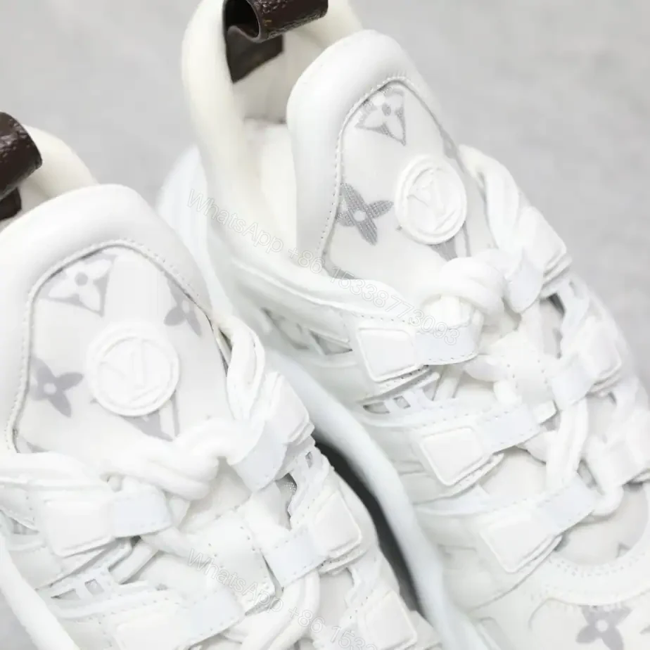 View 6 of LV ARCHLIGHT SNEAKER – LSVM005