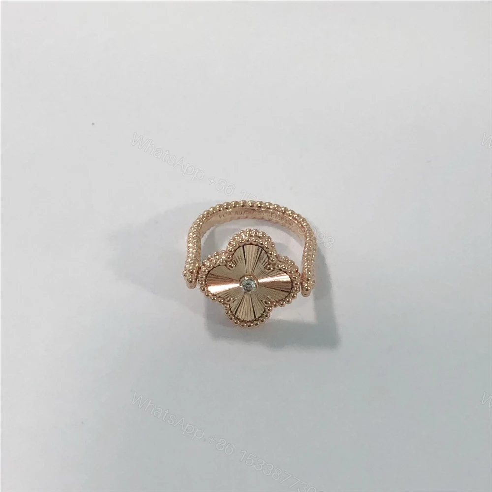 VCA 18k Rose Gold Vintage Alhambra Reversible Guilloche Ring VCARP7U500 — view 1
