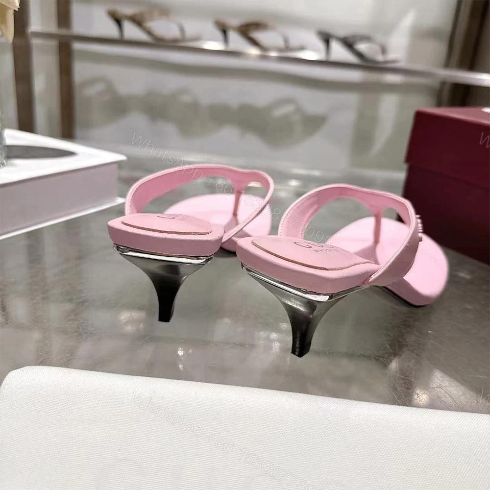 View 8 of GUCCI Women’s Vittoria thong 701980