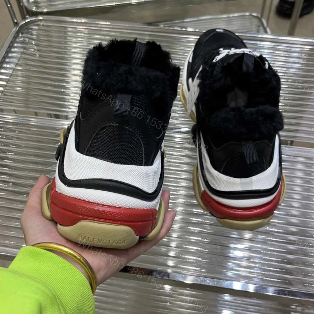 View 9 of BALENCIAGA TRIPLE S SNEAKER – BB202