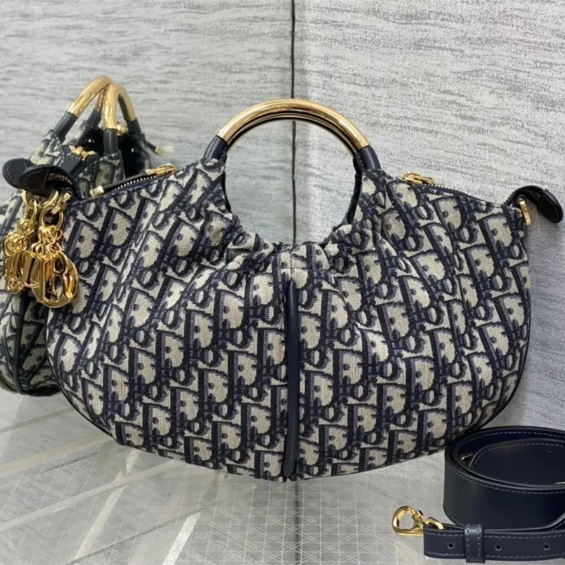 View 2 of 高仿Dior*Walk'n系列M451M928小牛皮手提單肩包印花免檢版
