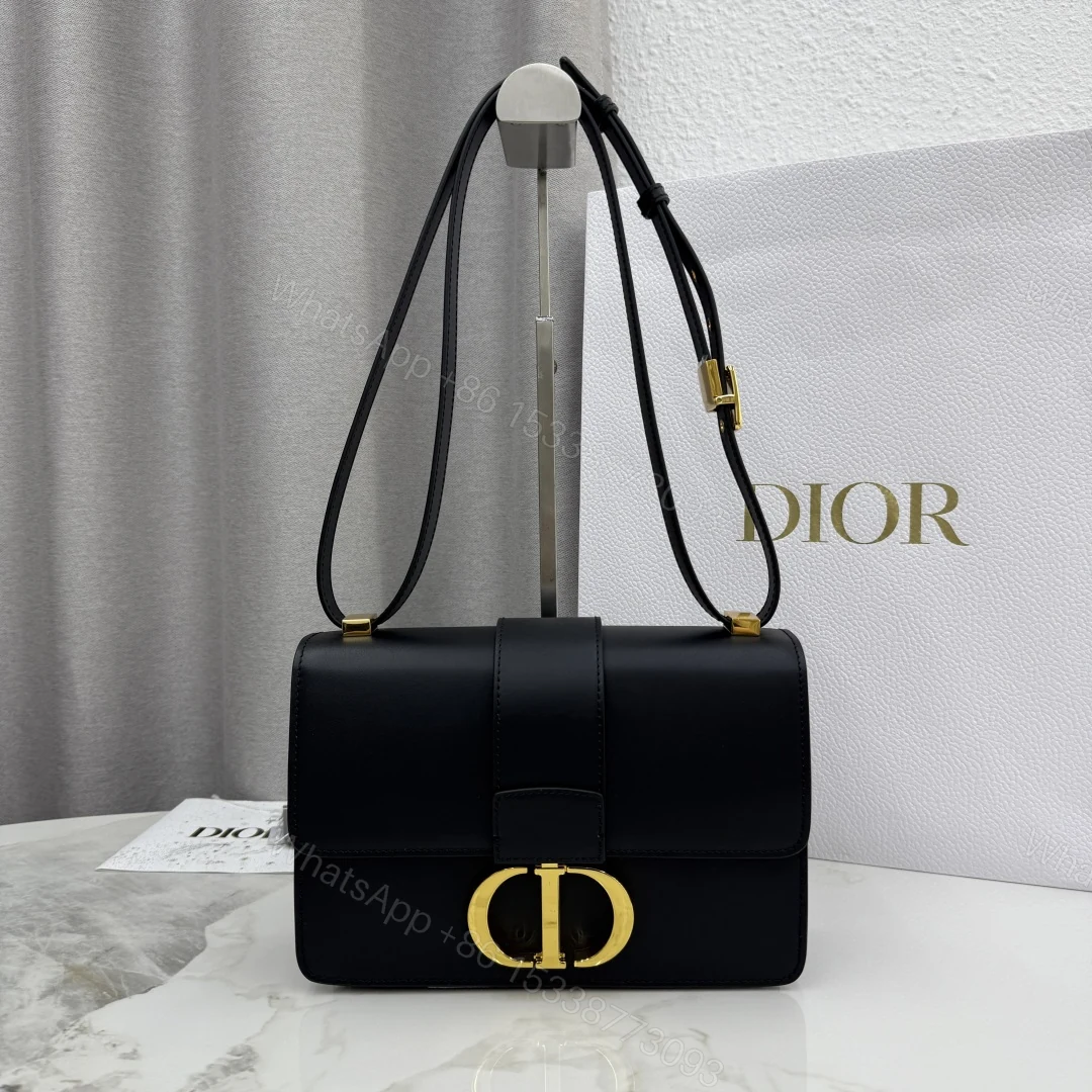 Dior高仿30 Montaigne黑色斜背包 金扣皮革設計款 通勤百搭款 — view 1