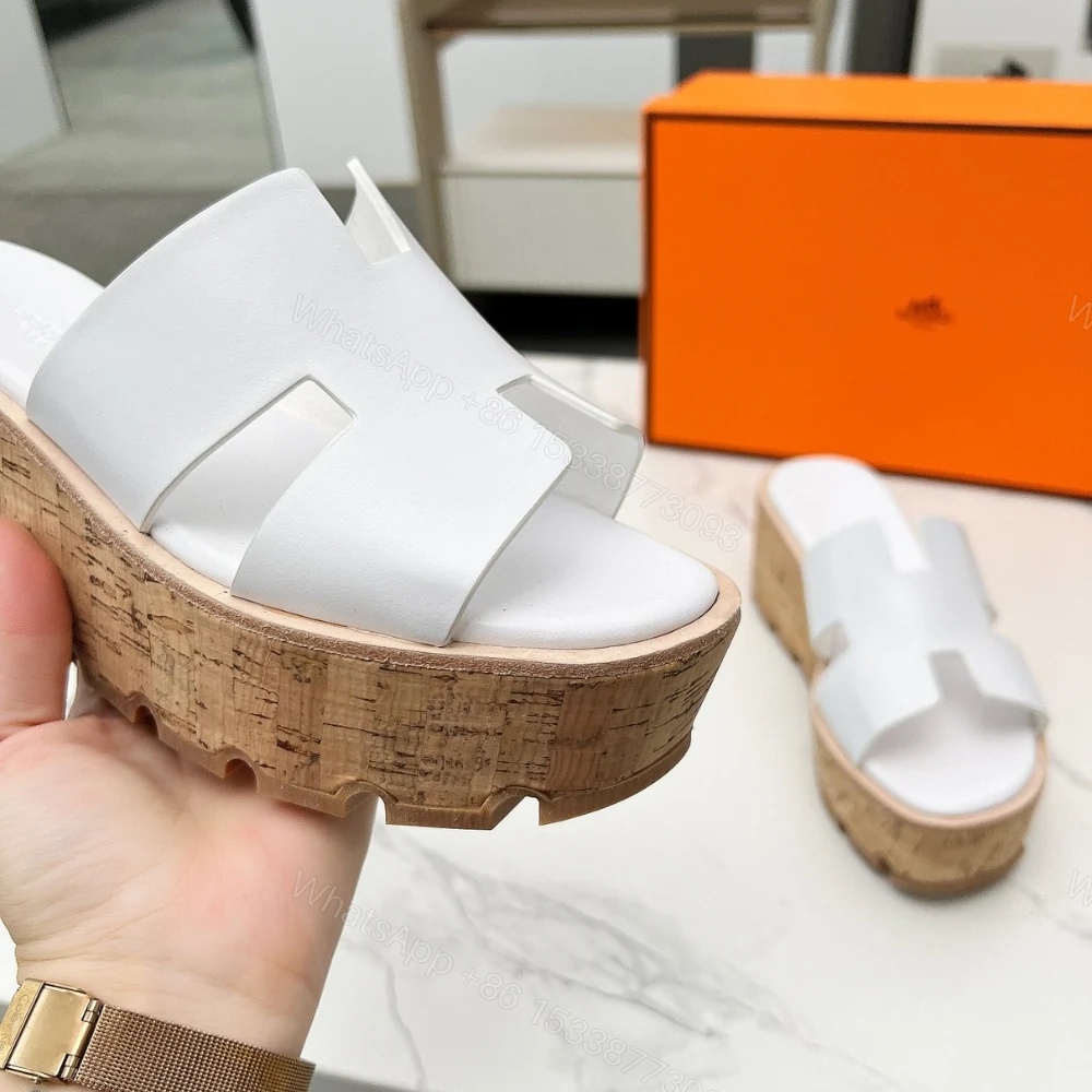 View 5 of HERMES EZE 30 SANDAL BLANC H251309Z 90400