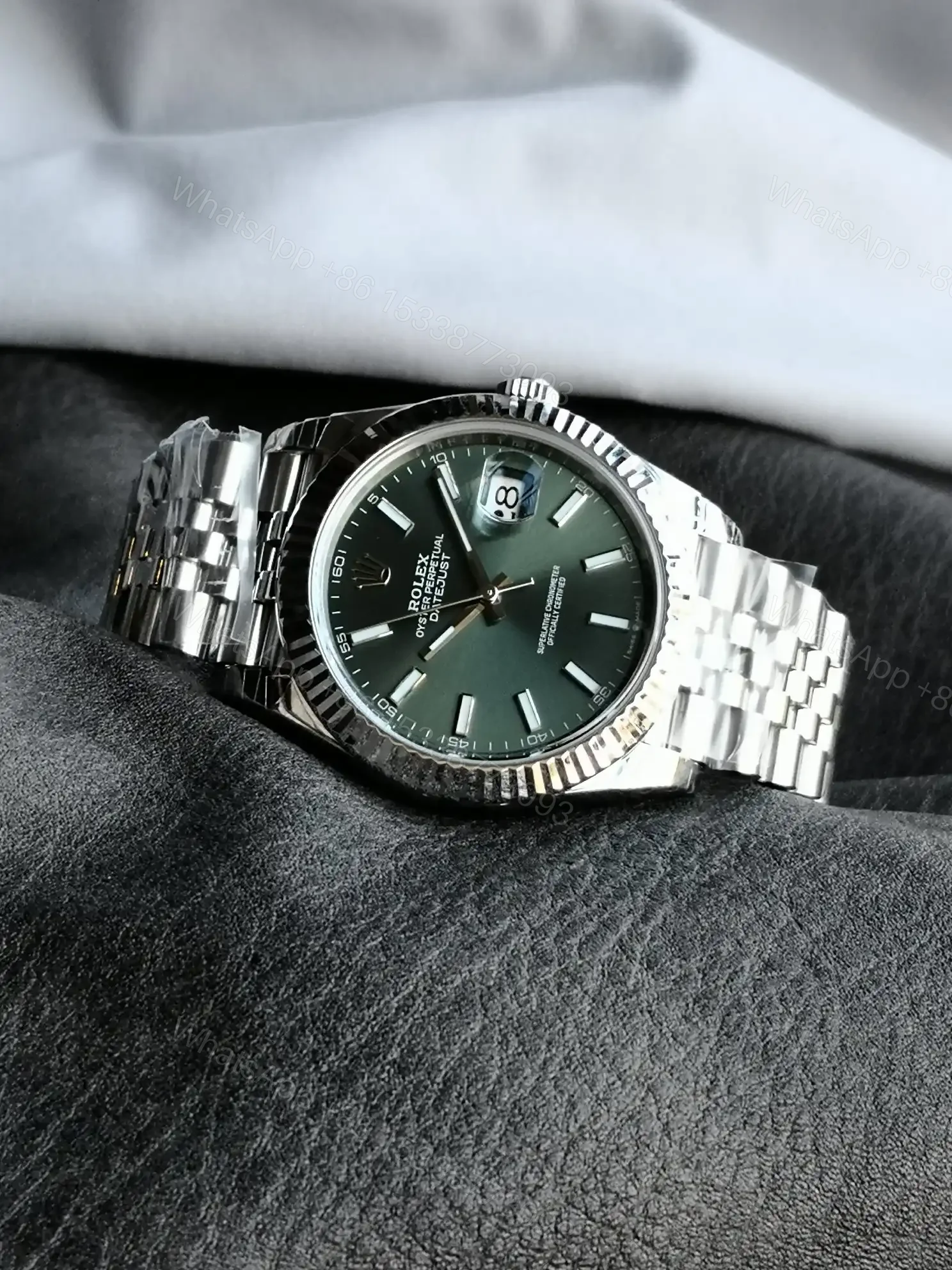 View 4 of Rolex Datejust 41 Green Jubilee Replica 41MM Premium Fluted Bezel 126334-0028
