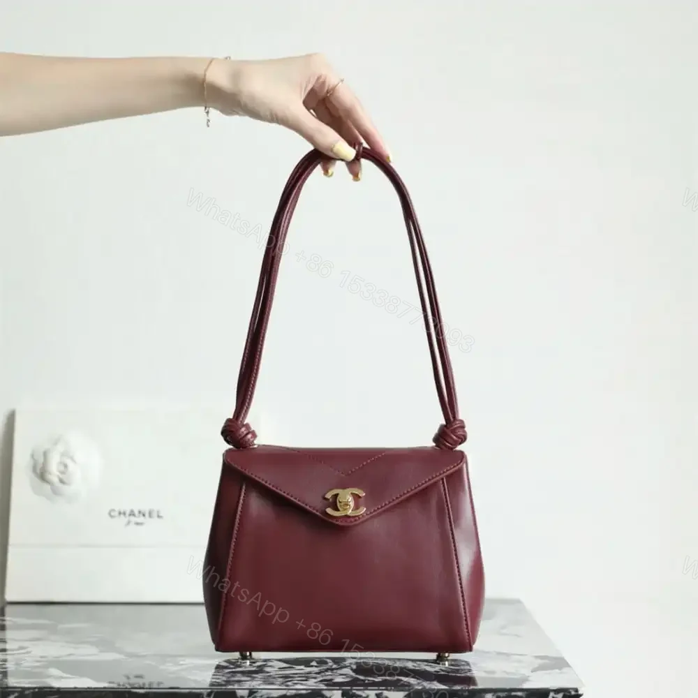 View 6 of 高仿Chanel*26A系列AS6223高級手工坊口蓋包酒紅色小號免檢版