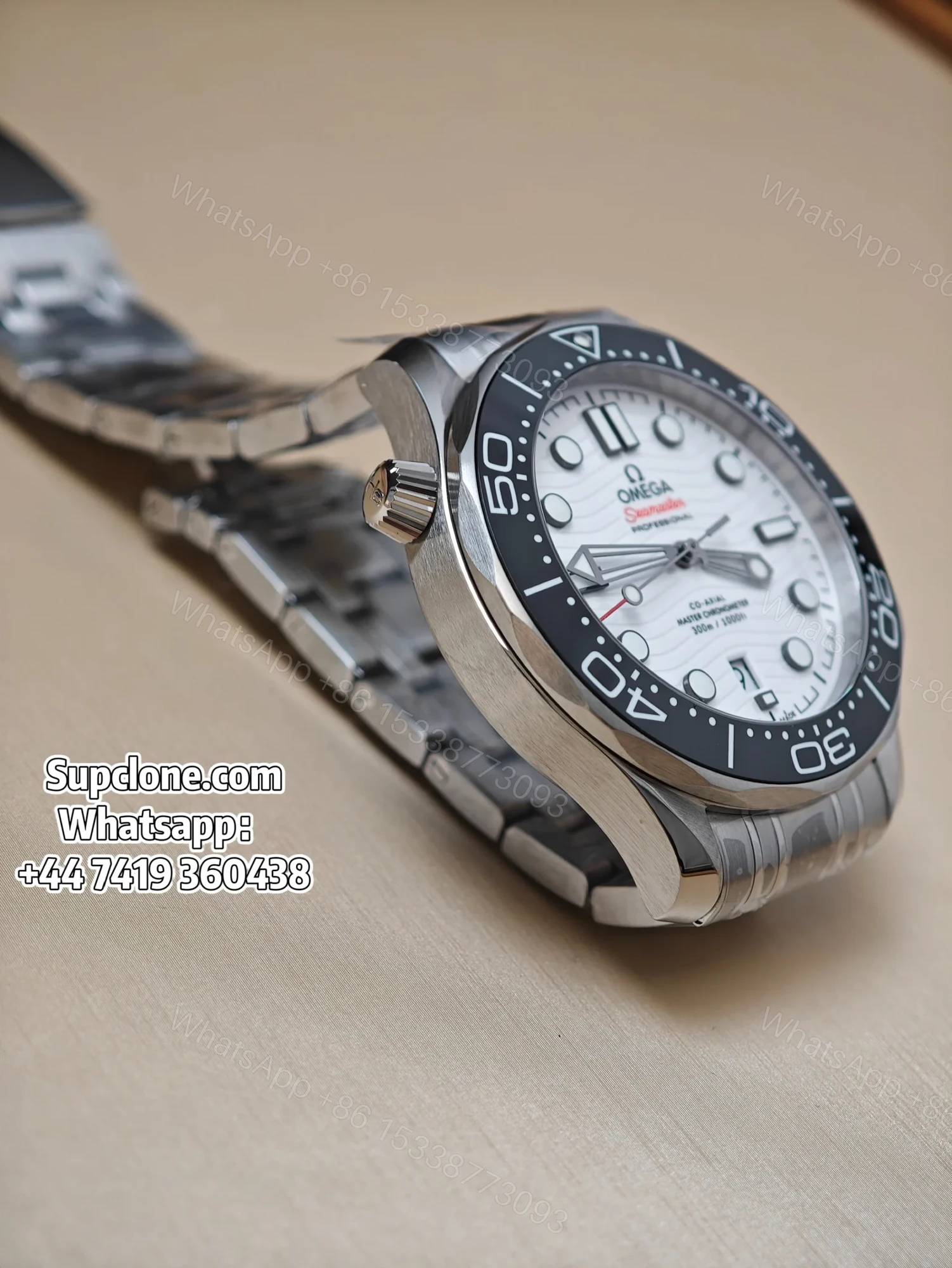 View 5 of OMEGA Super Clone Seamaster Diver 300M 210.30.42.20.04.001 42mm