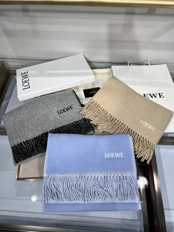 View 3 of Two-Tone LOEWE-Style Wool Scarf: Luxury Warmth & Fringed Edge