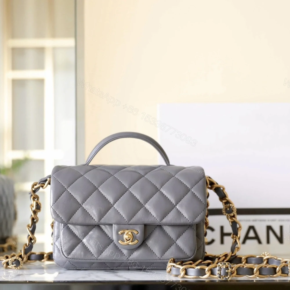 View 3 of 高仿Chanel24A*AS4992小羊皮手柄包免檢版