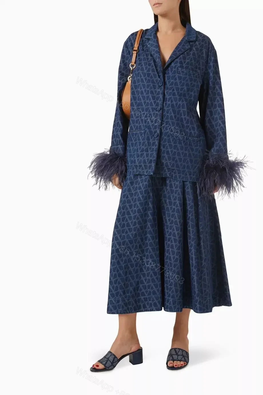 VALENTINO — view 1