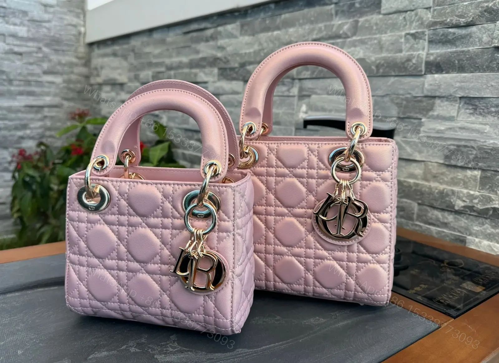 DIOR — view 1