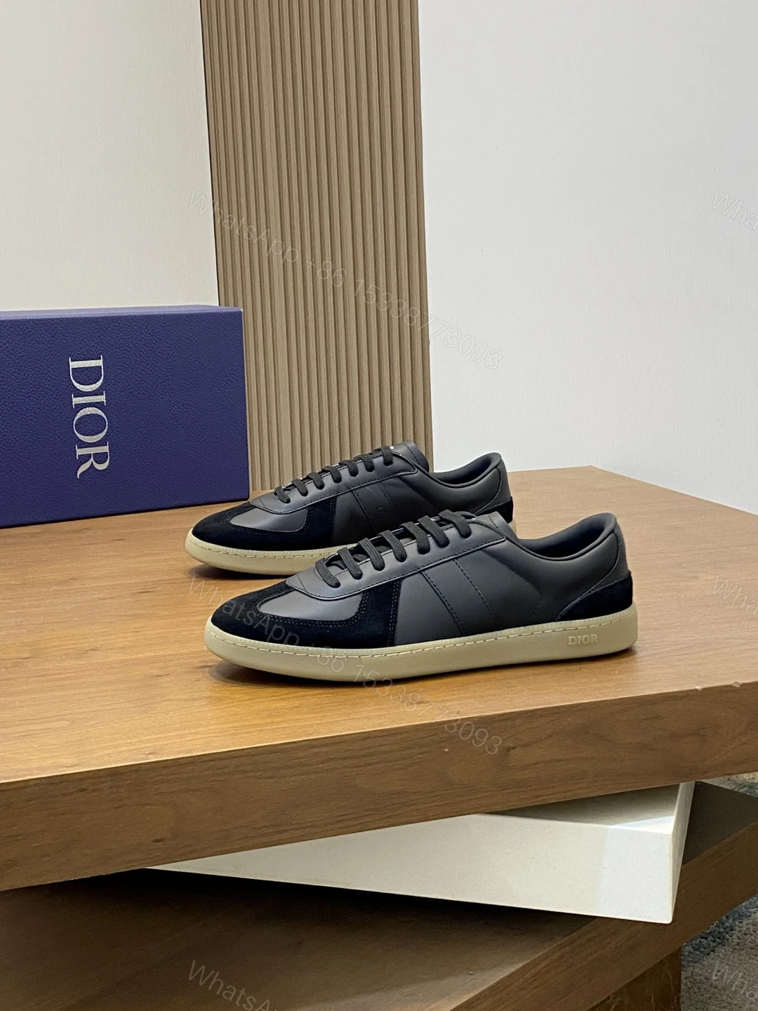 Dior 一比一 男士黑色德訓鞋 極簡實搭休閒鞋款 — view 1