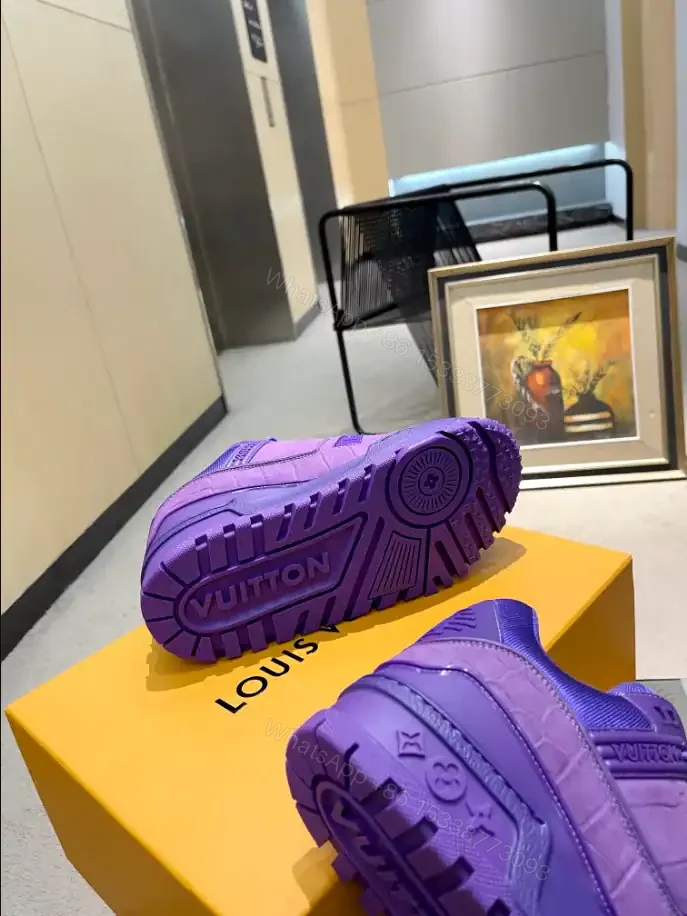 View 8 of LV TRAINER MAXI SNEAKER – LSVT416