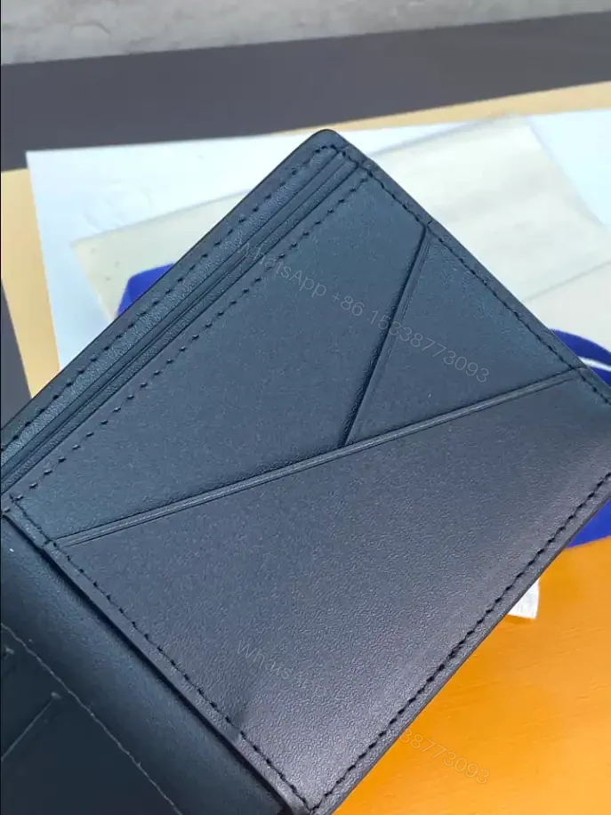 View 8 of LOUIS VUITTON SLENDER WALLET – LBV399
