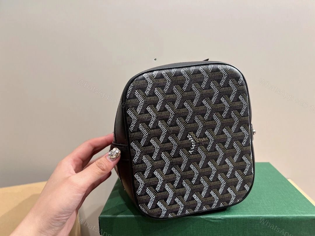 View 6 of GOYARD GOYARDINE PETIT FLOT BUCKET BAG BLACK 23CM PEFLOTPMLTY01CL01P