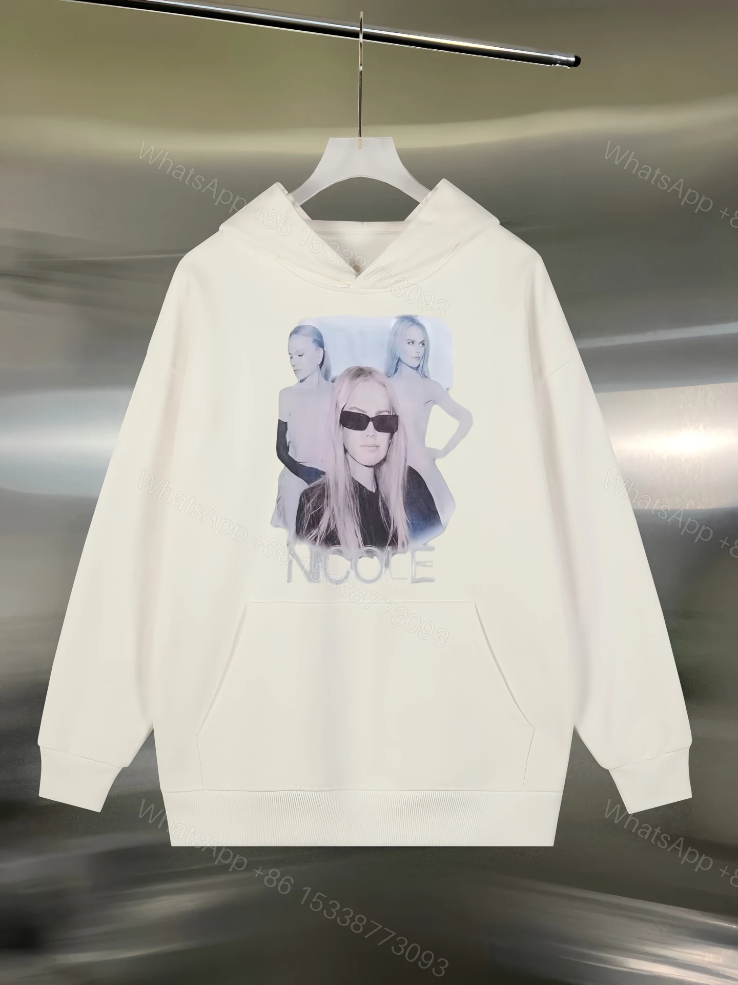 Balenciaga高仿白色連帽衛衣 Nicole人物肖像印花設計款 — view 1