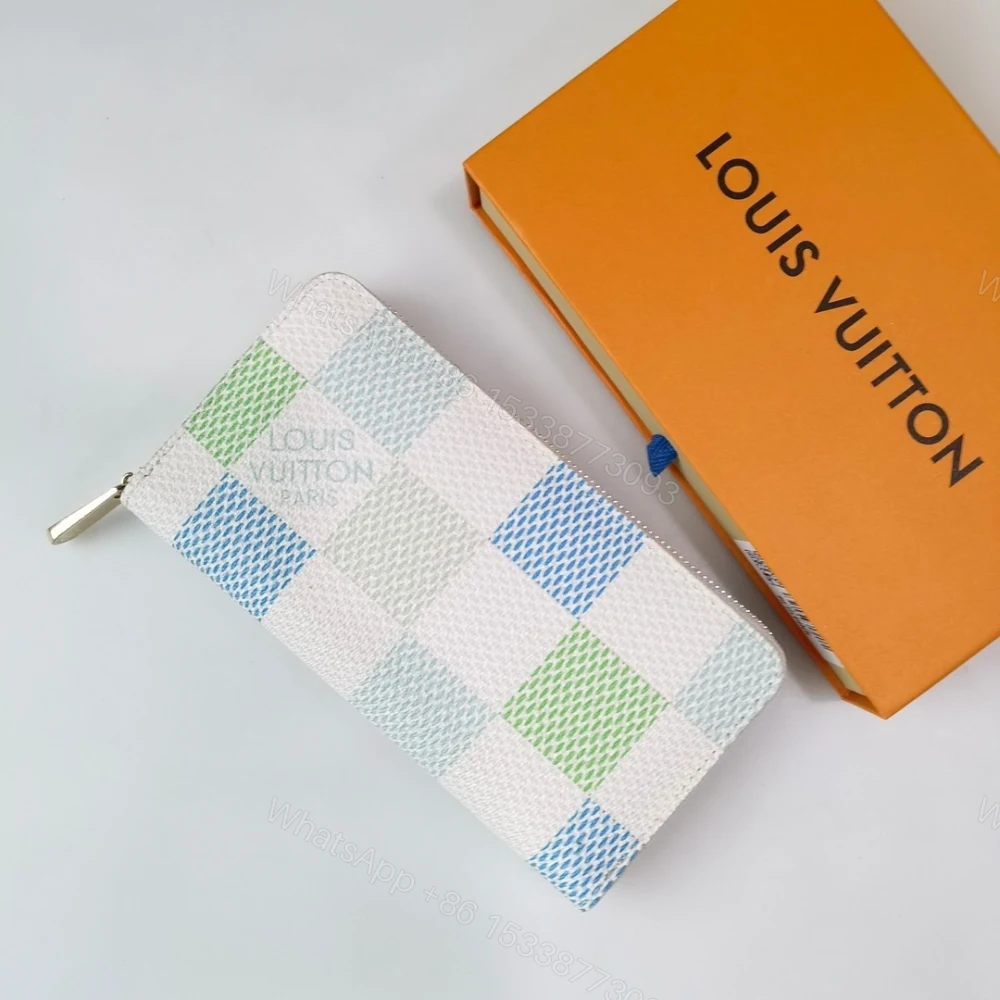 View 5 of LOUIS VUITTON ZIPPY WALLET IN DAMIER CANVAS GREEN 19.5CM