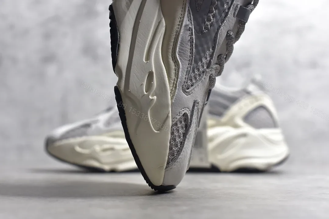 View 8 of YEEZY BOOST 700 V2 STATIC Reps