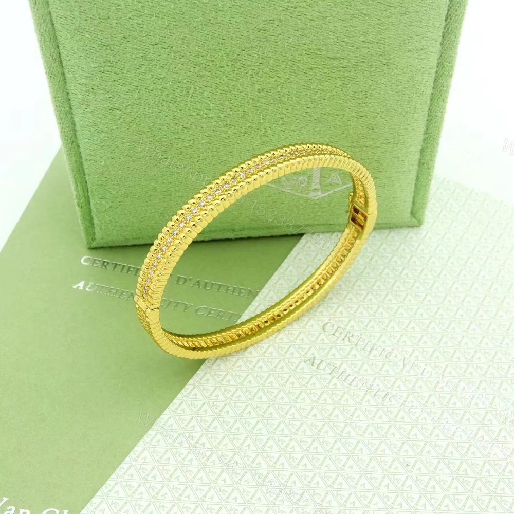 高仿首飾VanCleef&Arpels*RP27A00單排鑲鑽黃金手鐲 — view 1