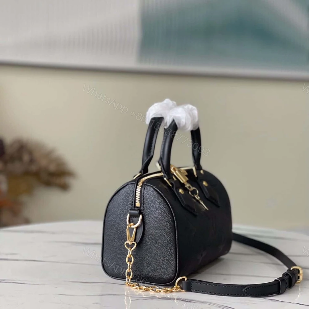 View 2 of Louis Vuitton Speedy Bandoulière 20 Black 20Cm M58953