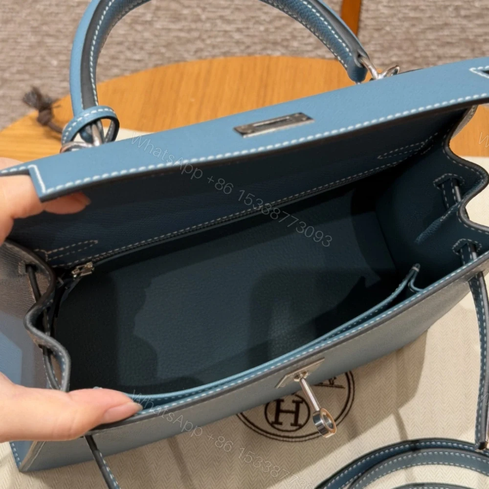 View 6 of 高仿Hermes*Kelly25系列H043110EP7C牛仔藍銀扣牛皮純手工
