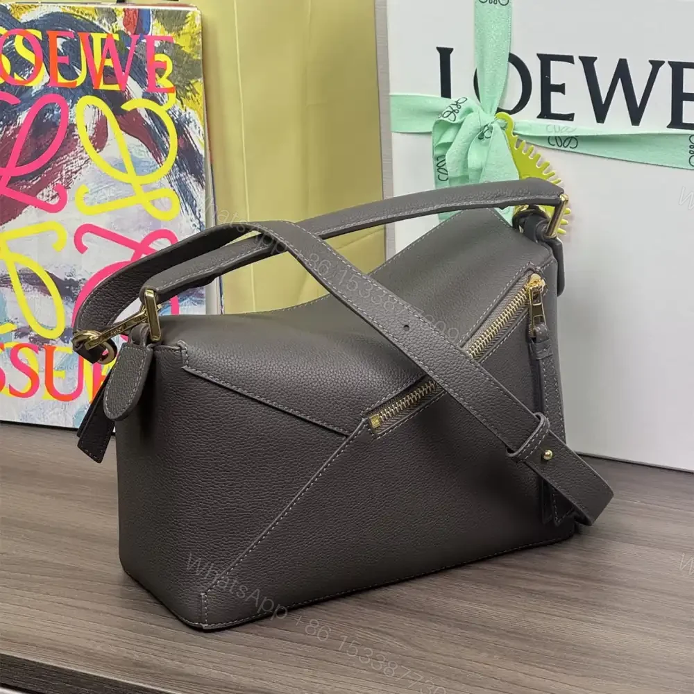 View 2 of 高仿Loewe*Puzzle系列1220單肩包小牛皮深灰色小號免檢版