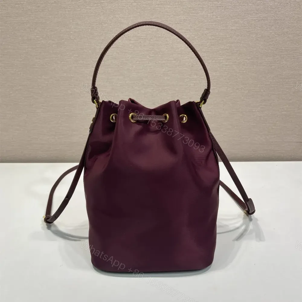 View 2 of 高仿Prada*RE-Nylon系列1BH038水桶包酒紅色免檢版