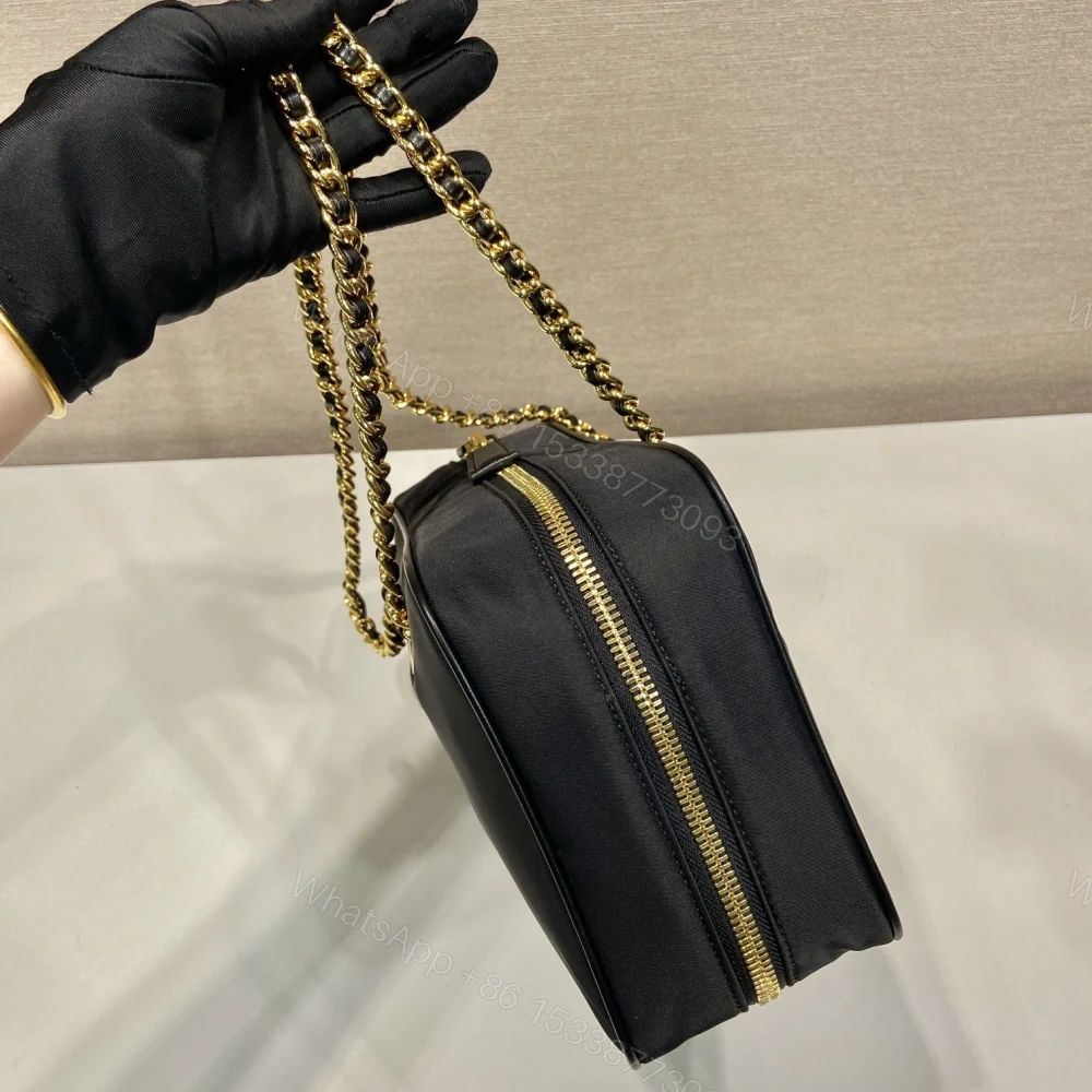 View 6 of 高仿Prada*ReEdition系列單肩包1BB121A中號免檢版