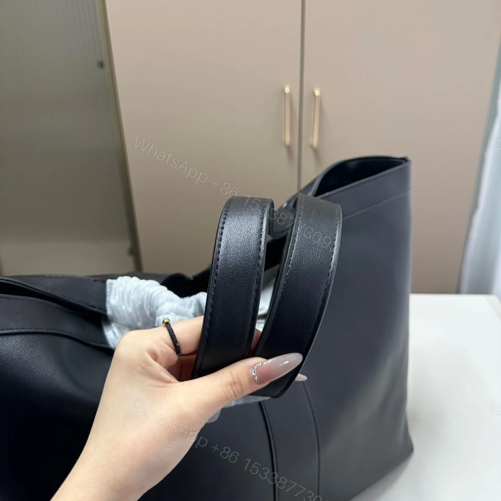 View 2 of SAINT LAURENT Y TOTE IN BLACK 36CM