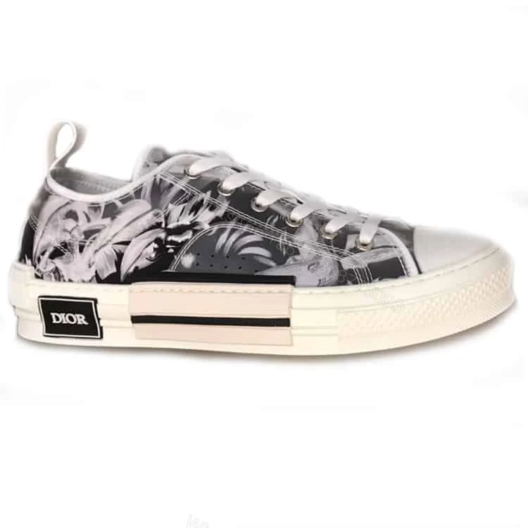 DIOR LOW-TOP SNEAKER – CD9 — view 1