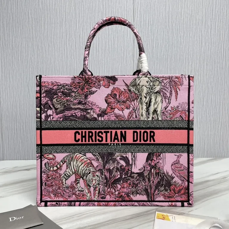 Pink Tropical Dior Tote: Signature Branding, Everyday Luxury — view 1