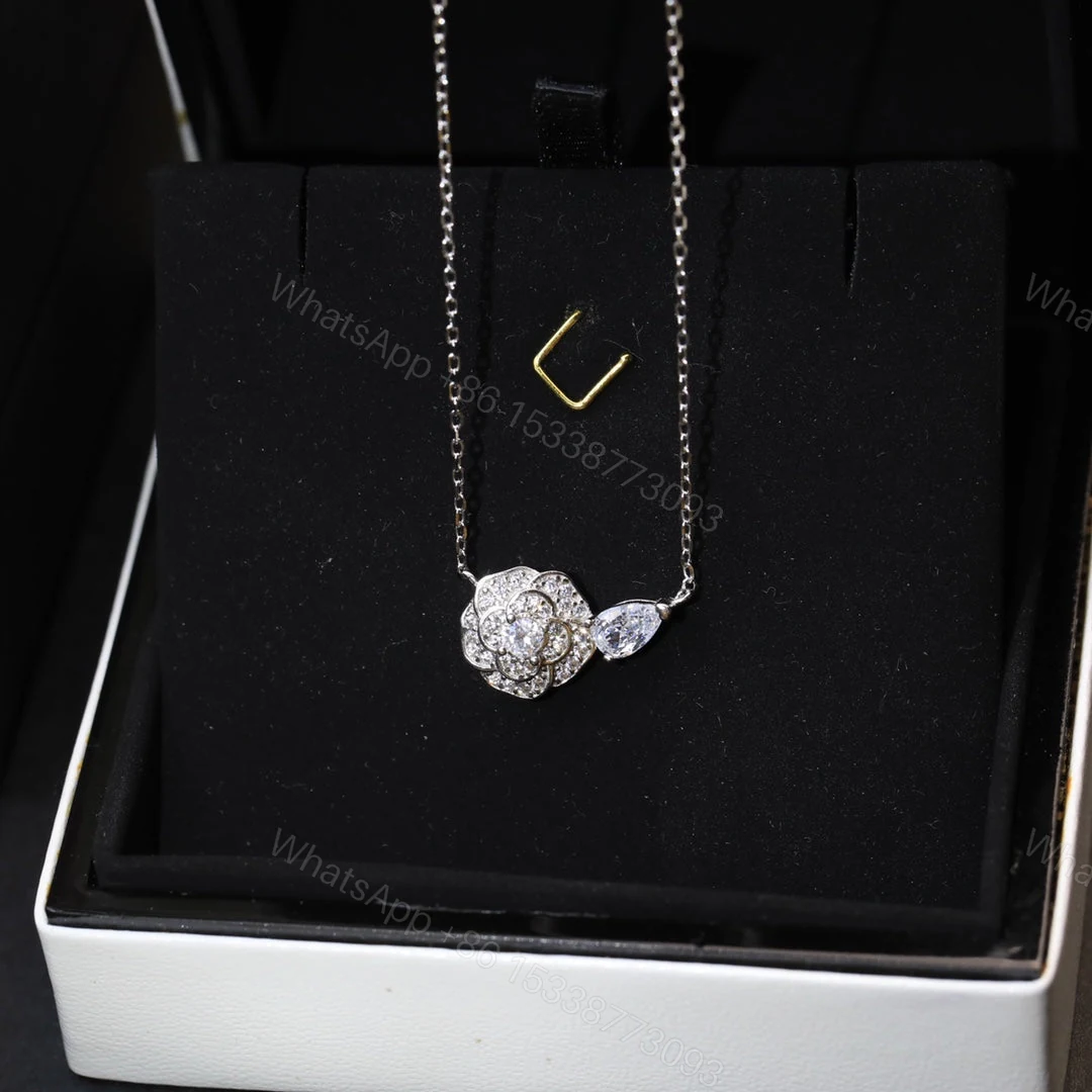 EN – Lux Necklace CHL007 — view 1