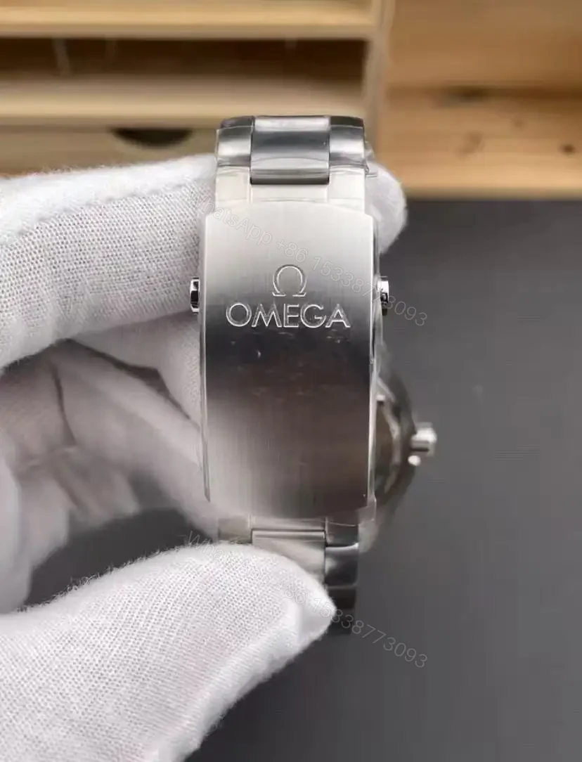 View 6 of Omega Seamaster Planet Ocean 600M Co-Axial 40 Master Chronometer Stainless Steel Blue Bracelet 215.30.40.20.03.002