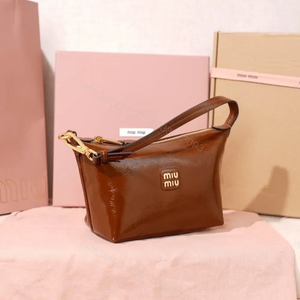 View 3 of 高仿miumiu*Naplak系列5NE841小羊皮飯盒包棕色免檢版