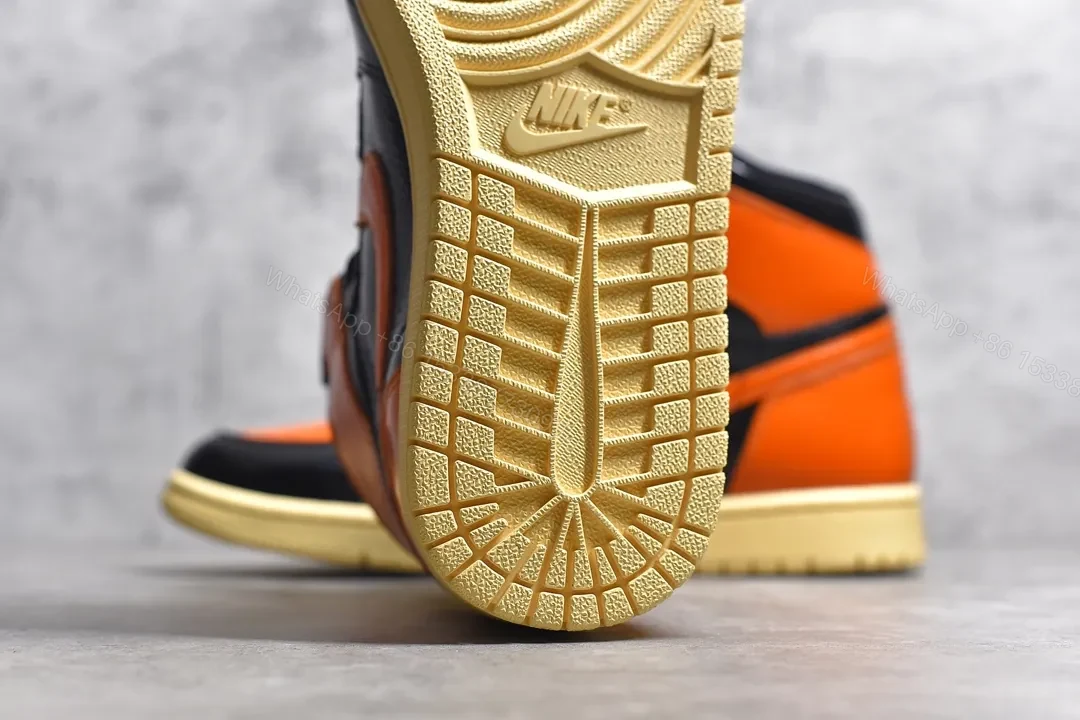 View 8 of Air Jordan 1 Retro High Shattered Backboard 3.0 Reps