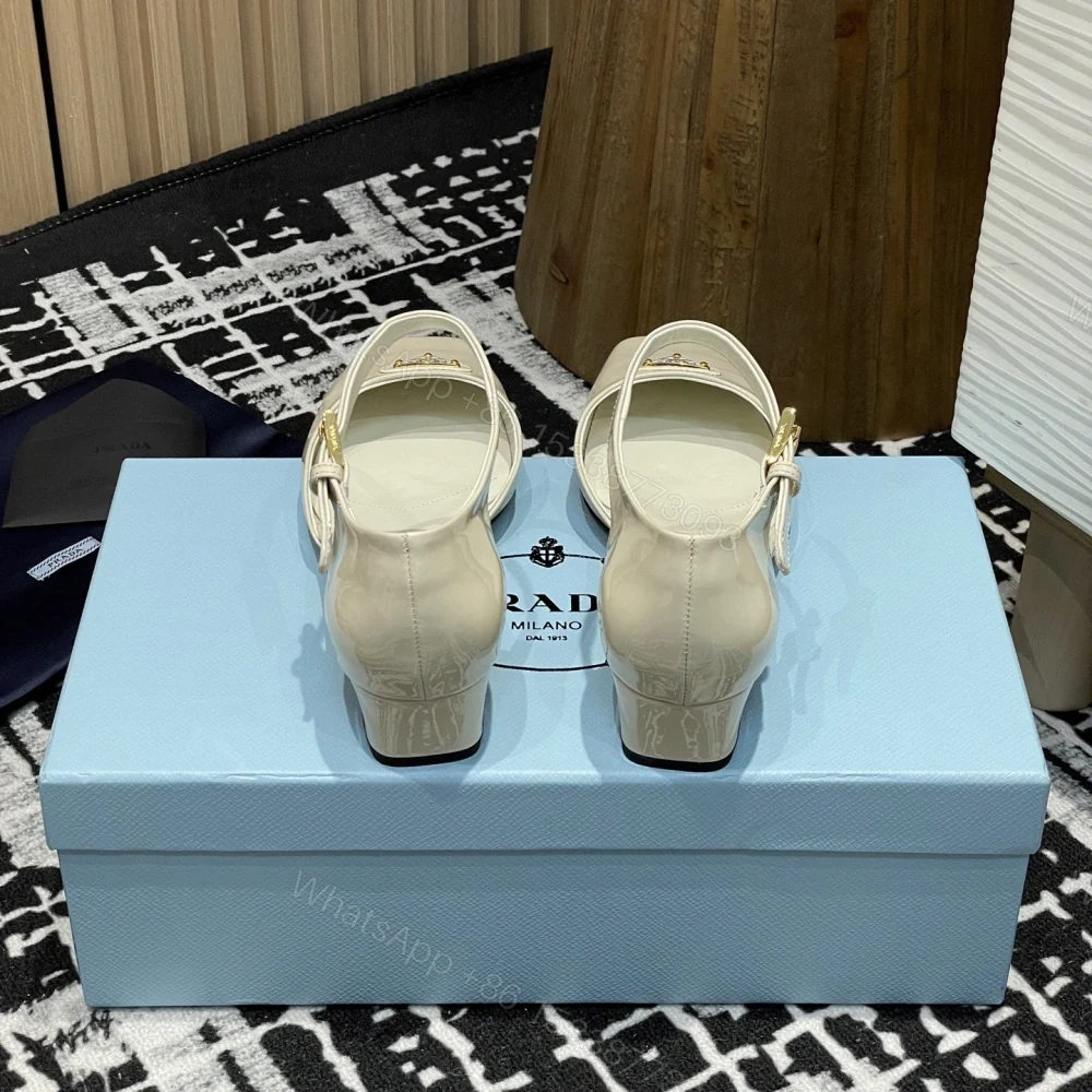 View 9 of 高仿Prada*1l325M方頭粗跟涼鞋3.5CM白色免檢版