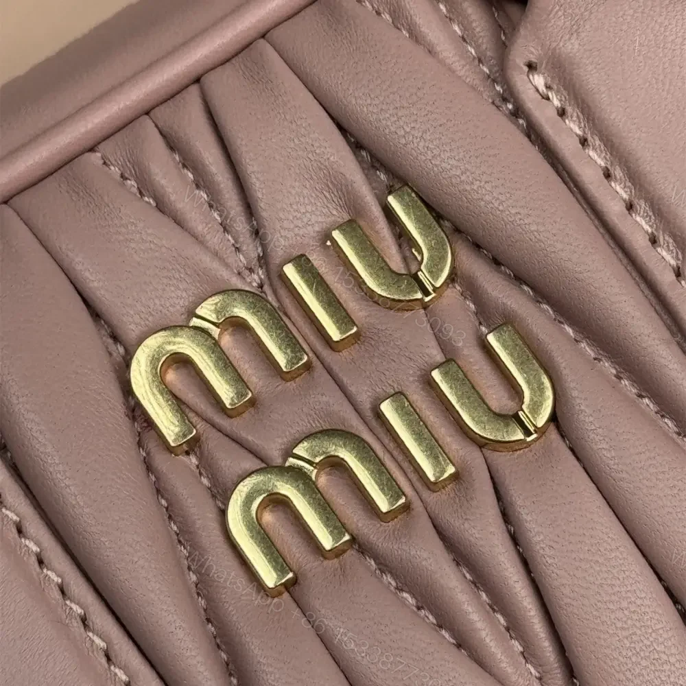 View 8 of 高仿miumiu*Arcadie系列5BB123小羊皮斜挎包粉色小號免檢版