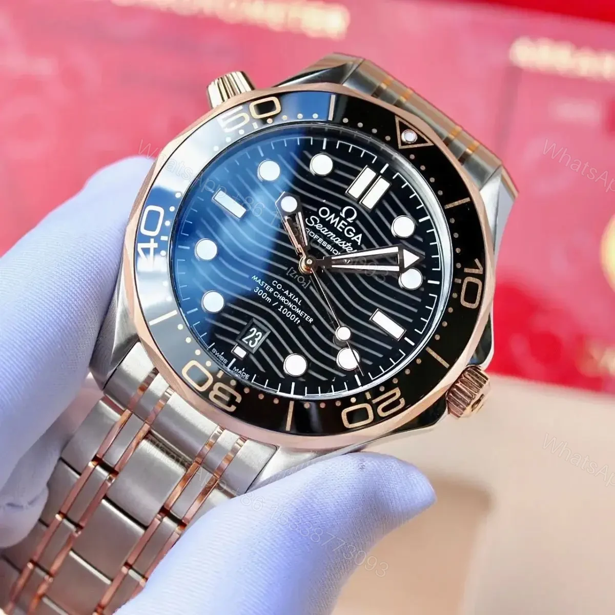 View 4 of Omega Seamaster 12 hr dial