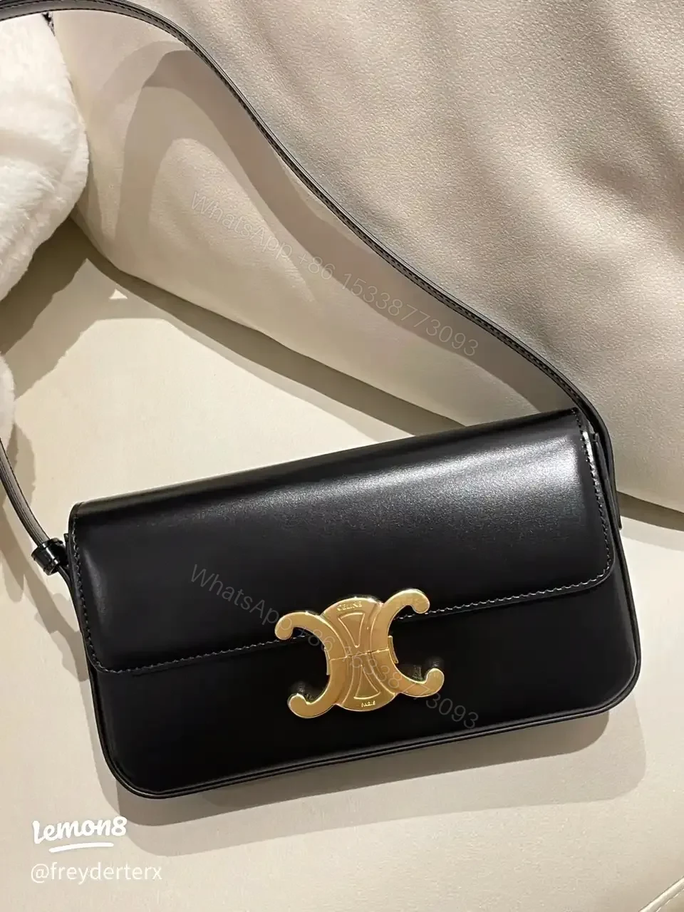 Celine Triomphe Black Smooth Leather 20cm — view 1