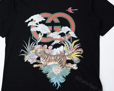 View 3 of GUCCI Tiger T-Shirt – GC0045